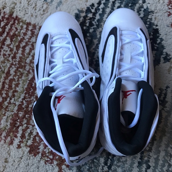 Nike Jordan OG trainers in white and black - Picture 2 of 6